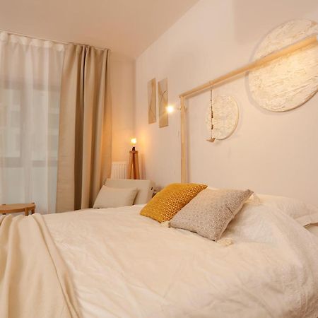Plaza Residence Studio 6 Bukarest Exteriör bild